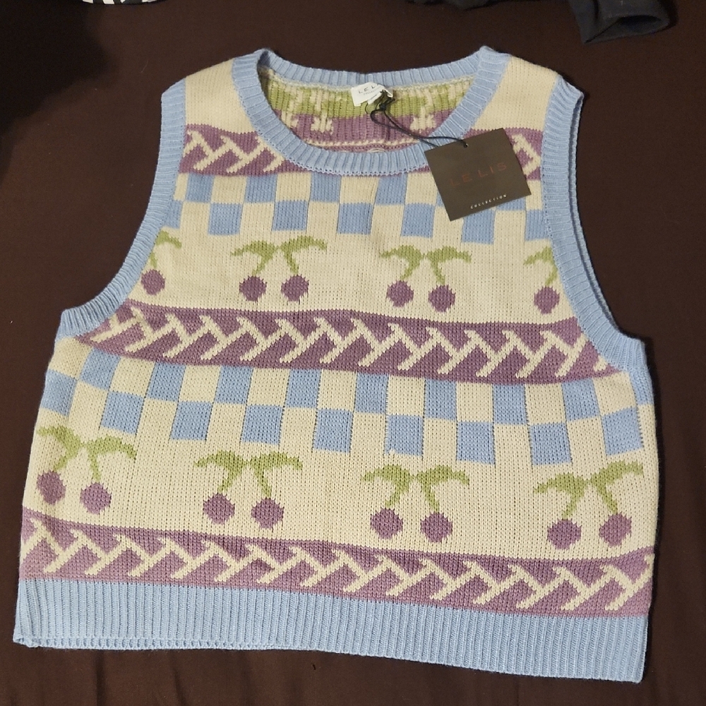 Le Lis Blue and Cream Patterned Sleeveless Sweater